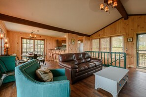 TV, fireplace, DVD player