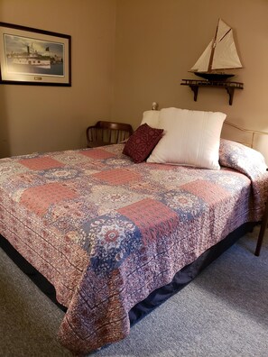 3 bedrooms, iron/ironing board, WiFi