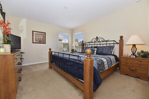 6 bedrooms, iron/ironing board, WiFi, bed sheets