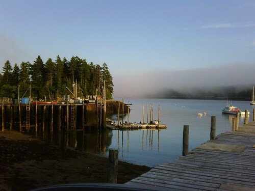 Harbor View Cottage Maine, 150+ years old