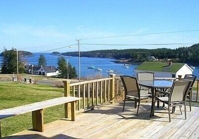 Harbor View Cottage Maine, 150+ years old