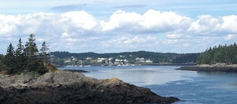 Harbor View Cottage Maine, 150+ years old