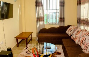 Penthouse, 2 Bedrooms | Living room