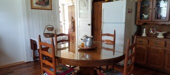  A cozy cottage located 4 miles from Leiper's Fork in Williamson County TN