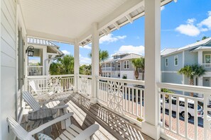 Property grounds - 5 Star Gorgeous Southern Style Beach house! Great for Families- Bikes included ! (Panama City Beach)