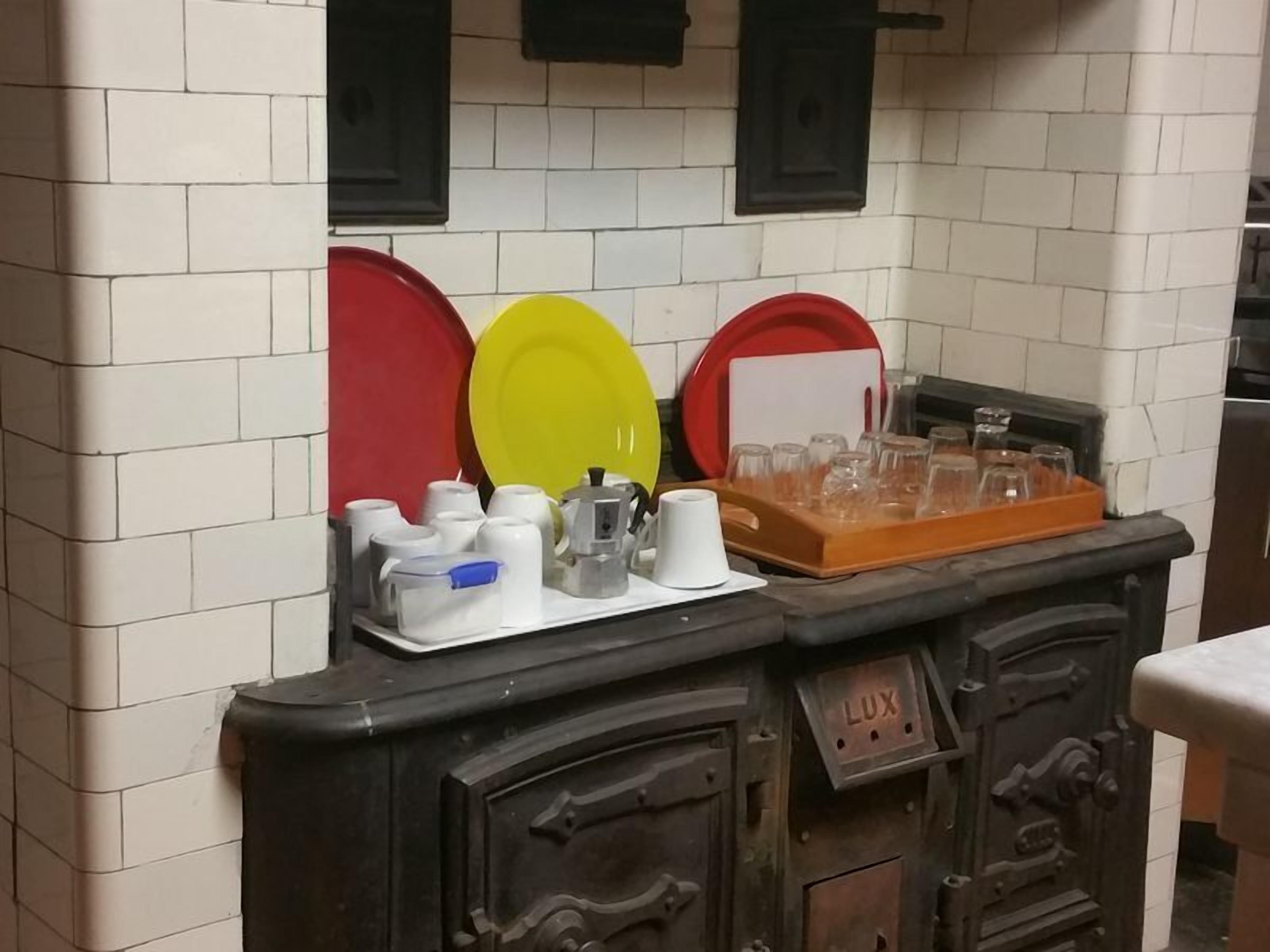 A Grand Mansion in Yarraville with off street parking — image 4