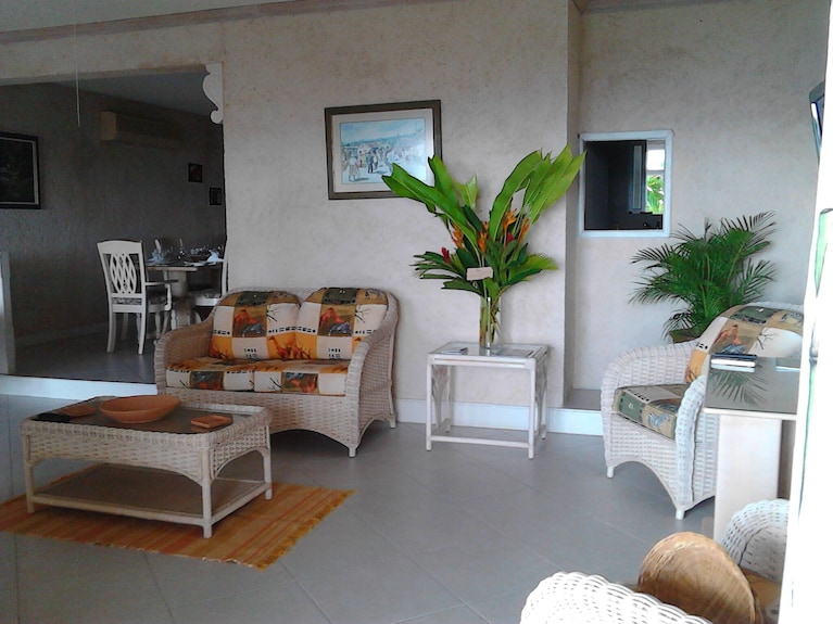 Villa Barbade De 3 Chambres Près De La Plage - Vues Fantastiques Sur L'océan! Piscine Privée, Wifi - Barbade