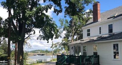 Portsmouth Downtown With A View And Bring Your Dog Too!