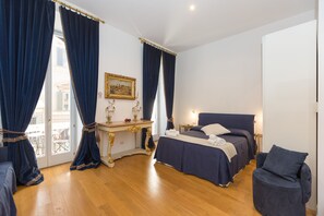 1 bedroom, in-room safe, iron/ironing board, free WiFi