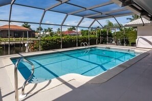 Nicht klassifiziertes Bild, 4 von 14, Schaltfläche