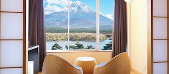 Shoji Mount Hotel