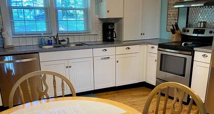 Koko koti, hiljainen pastoraalinen ympäristö, 2 km: n päässä Liberty University Campuksesta