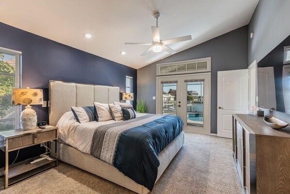 Unclassified image, 1 of 28, button