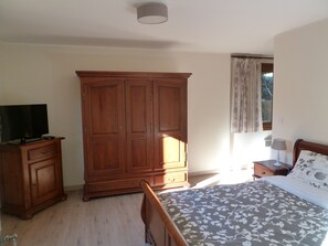 Double Room, Ensuite, Garden View | 1 bedroom - Le Mont D'olivine (Utelle)