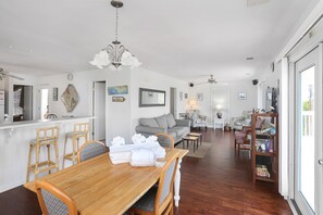Interior - Beachview, Single Level, Pets ~ Alpha Blu (St. Joe Beach)