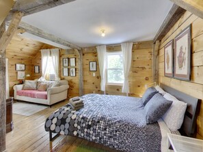 3 chambres, fer et planche à repasser, Wi-Fi, draps fournis