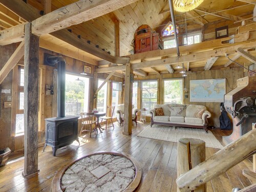 Historical Stockdale Mill - Main buiding