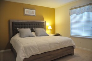 8 dormitorios, tabla de planchar con plancha, wifi gratis y ropa de cama