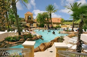 Pool - Experience the magic! Spacious Villa in a Water Park Resort and 8 mi from Disney (Davenport)