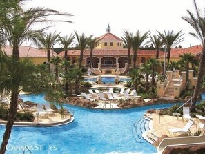 Pool - Experience the magic! Spacious Villa in a Water Park Resort and 8 mi from Disney (Davenport)