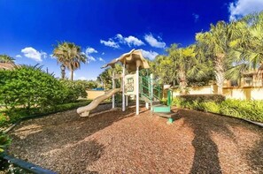 Children's area - Experience the magic! Spacious Villa in a Water Park Resort and 8 mi from Disney (Davenport)
