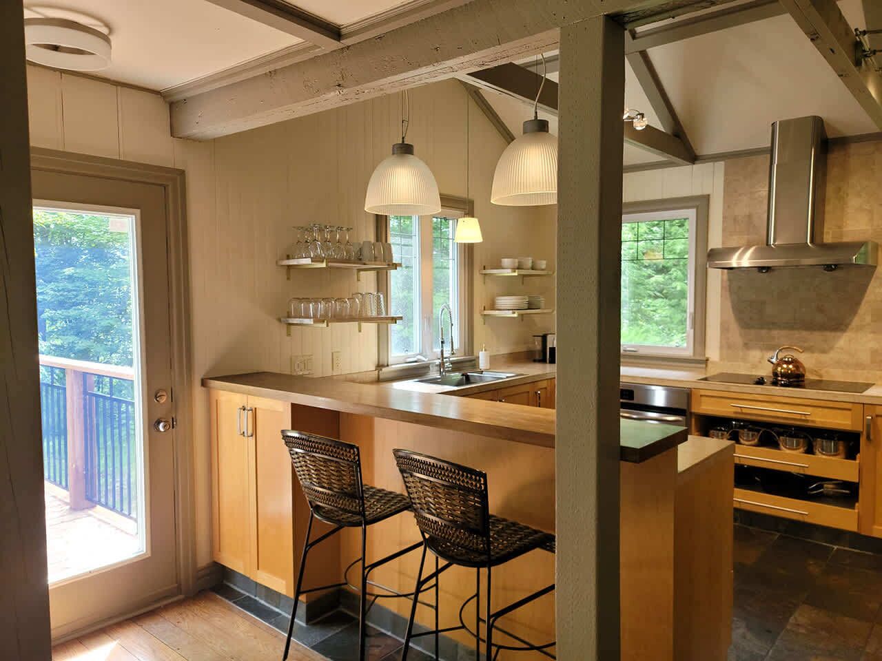 雪櫃、微波爐、焗爐、爐具