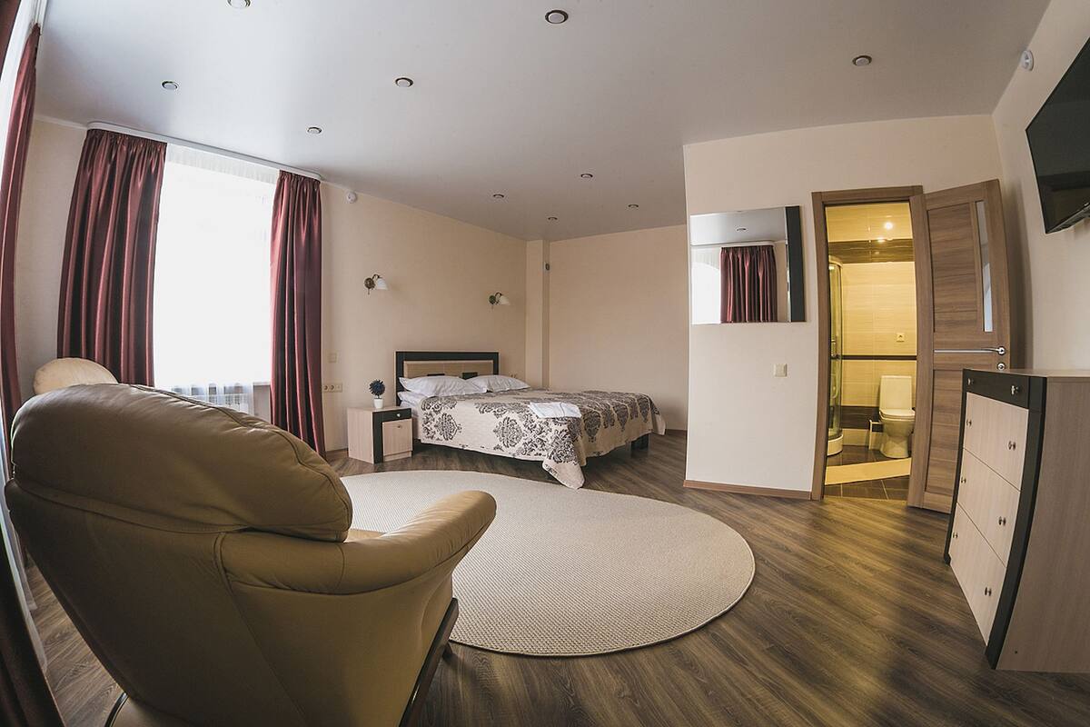 Luxe tweepersoonskamer | 1 slaapkamer, luxe beddengoed, een minibar, een kluis op de kamer