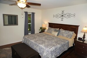 3 slaapkamers, een strijkplank/strijkijzer, wifi, beddengoed