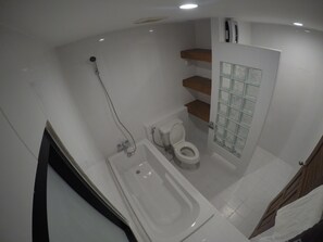 Family Room, 2 Bathrooms | Bathroom | Free toiletries, towels - Kanith Place (Chiang Mai)