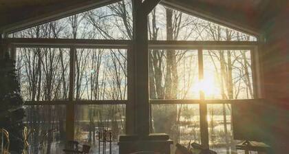 Am See GemĂŒtliches Ferienhaus nur 2. 5 Stunden von T. O