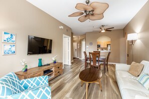 TV, console per videogiochi, lettore DVD