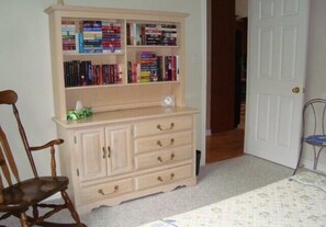 2 chambres, bureau, accès au Wi-Fi (inclus), literie fournie