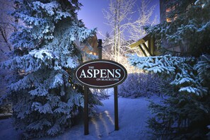 Exterior detail - Aspens #351 Prime Ski-in Ski-out Location! Pool, Hot tubs, sleeps 8 (Whistler)