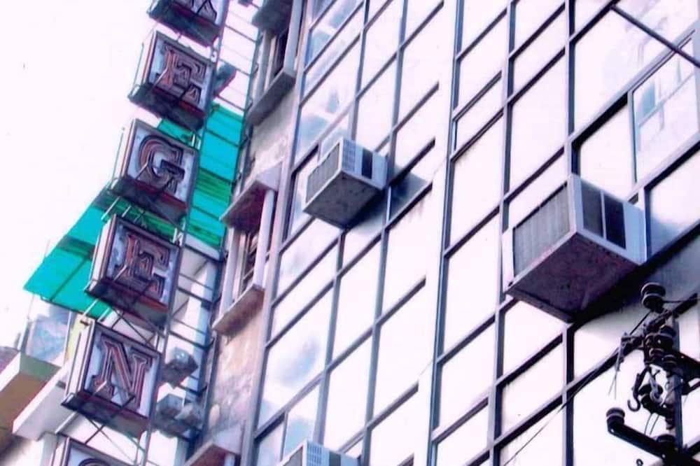 Hotel Delhi Regency
