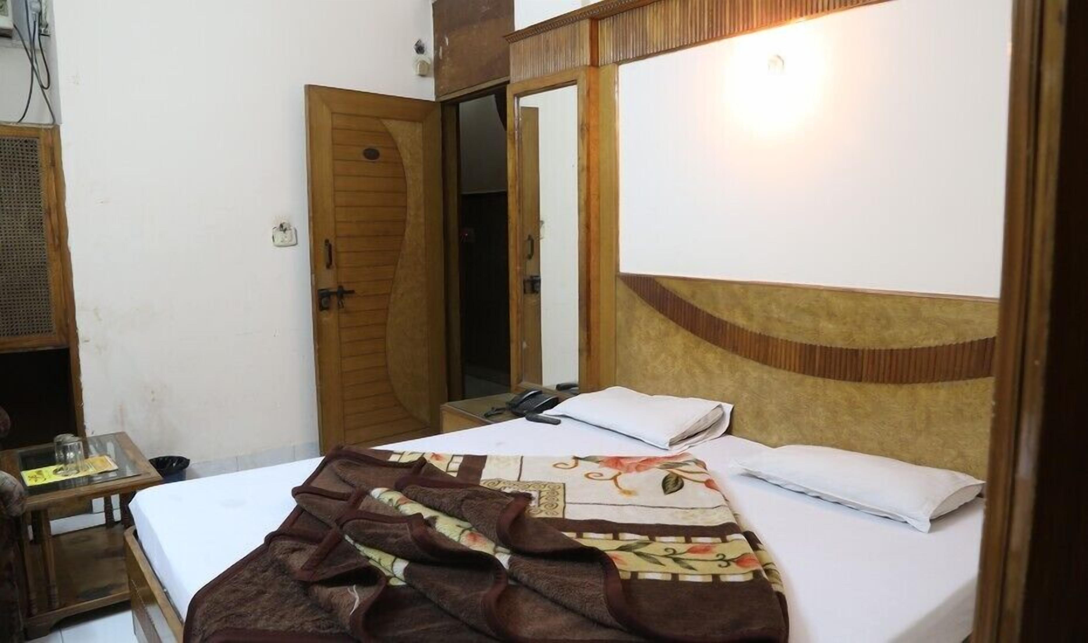 Foto - Hotel Delhi Regency - Walking Distance From New Delhi Railway Station And Connaught Place
