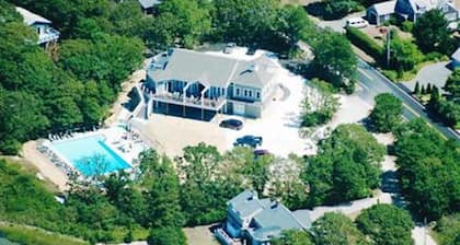 Walk to the private beach - kayak - central a/c - pool/restaurant club optional