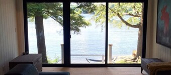 Juuri remontoitu, modernisoitu, Water's Edge Cottage.