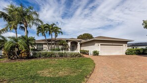 Immagine non classificata, 5 di 25, pulsante