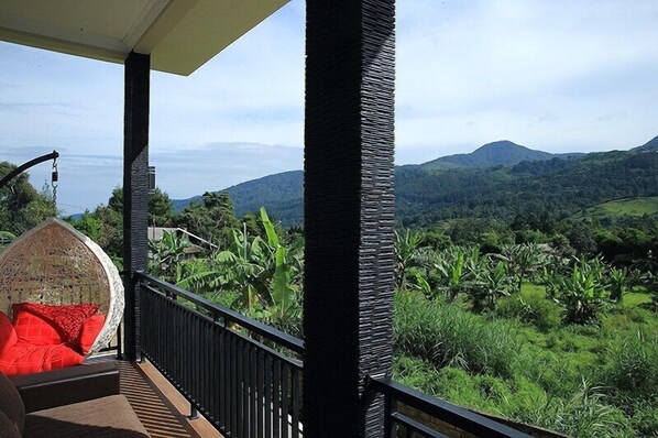 Family Villa, 4 Bedrooms (Rinjani) | Balcony - Avilla Resort Puncak (Cisarua)