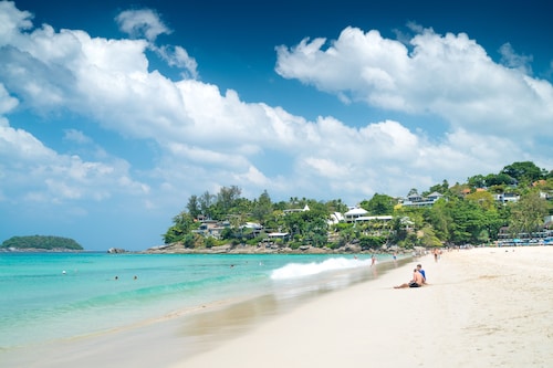 グランド カタ VIP - カタ ビーチ