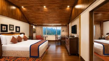 Family Room | Premium bedding, in-room safe, desk, soundproofing