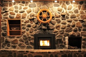 Interior - Lakefront Chalet Mont Tremblant - Spectacular view - WIFI (CITQ 294661) (Lac-Supérieur)