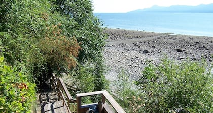 Casa privada frente al mar en el estrecho de Malaspina