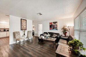 Smart TV - Sarasota Downtown Apartment!!! (Sarasota)