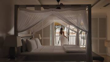 Penthouse, 4 Bedrooms, Ocean View | Premium bedding, minibar, in-room safe, desk