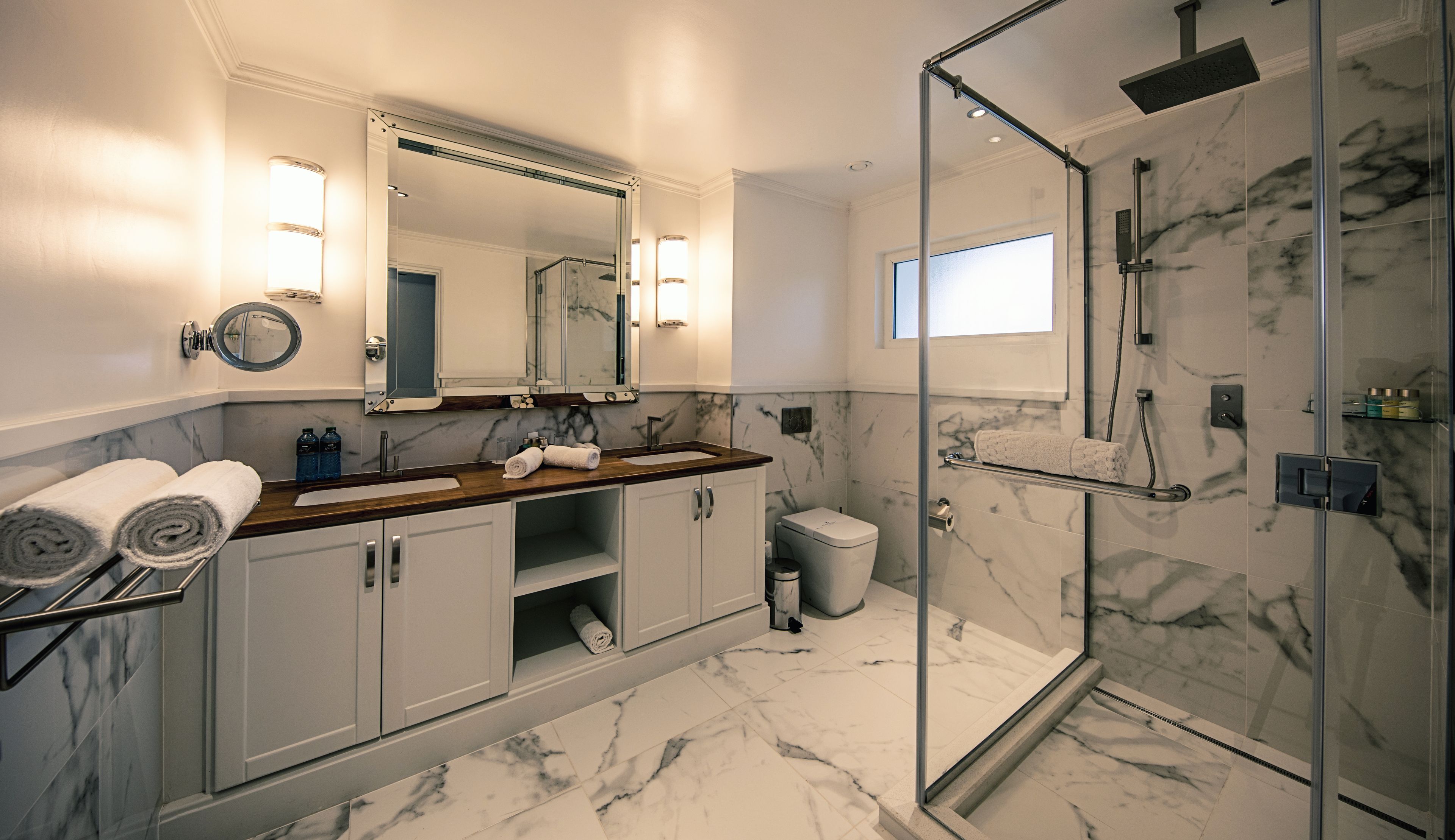 shower, free toiletries, hair dryer, bathrobes