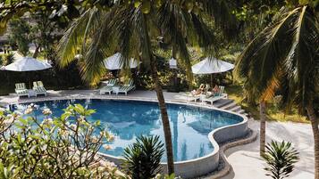 2 outdoor pools, pool umbrellas, sun loungers