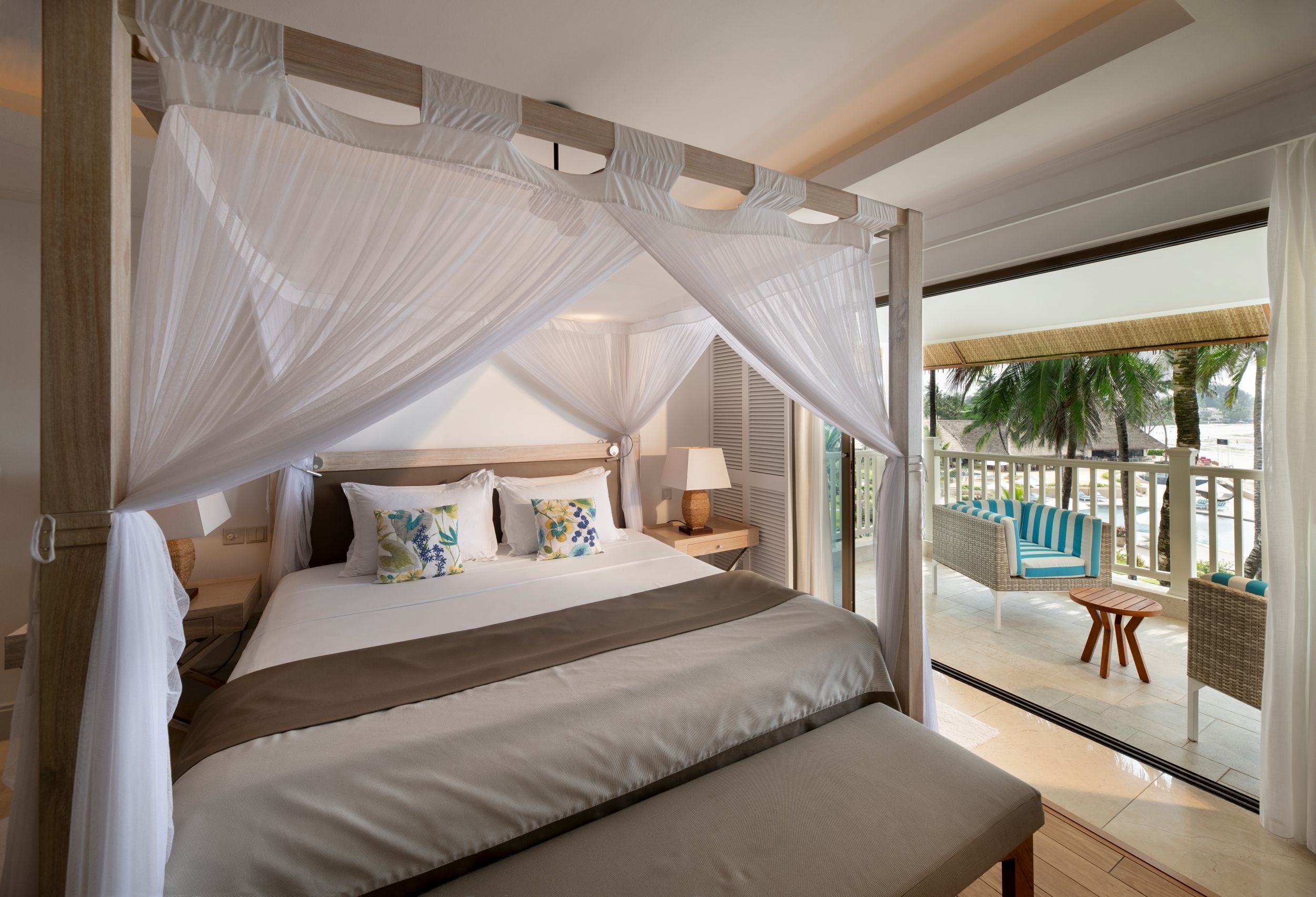 Penthouse, 4 Bedrooms, Ocean View | Premium bedding, minibar, in-room safe, desk