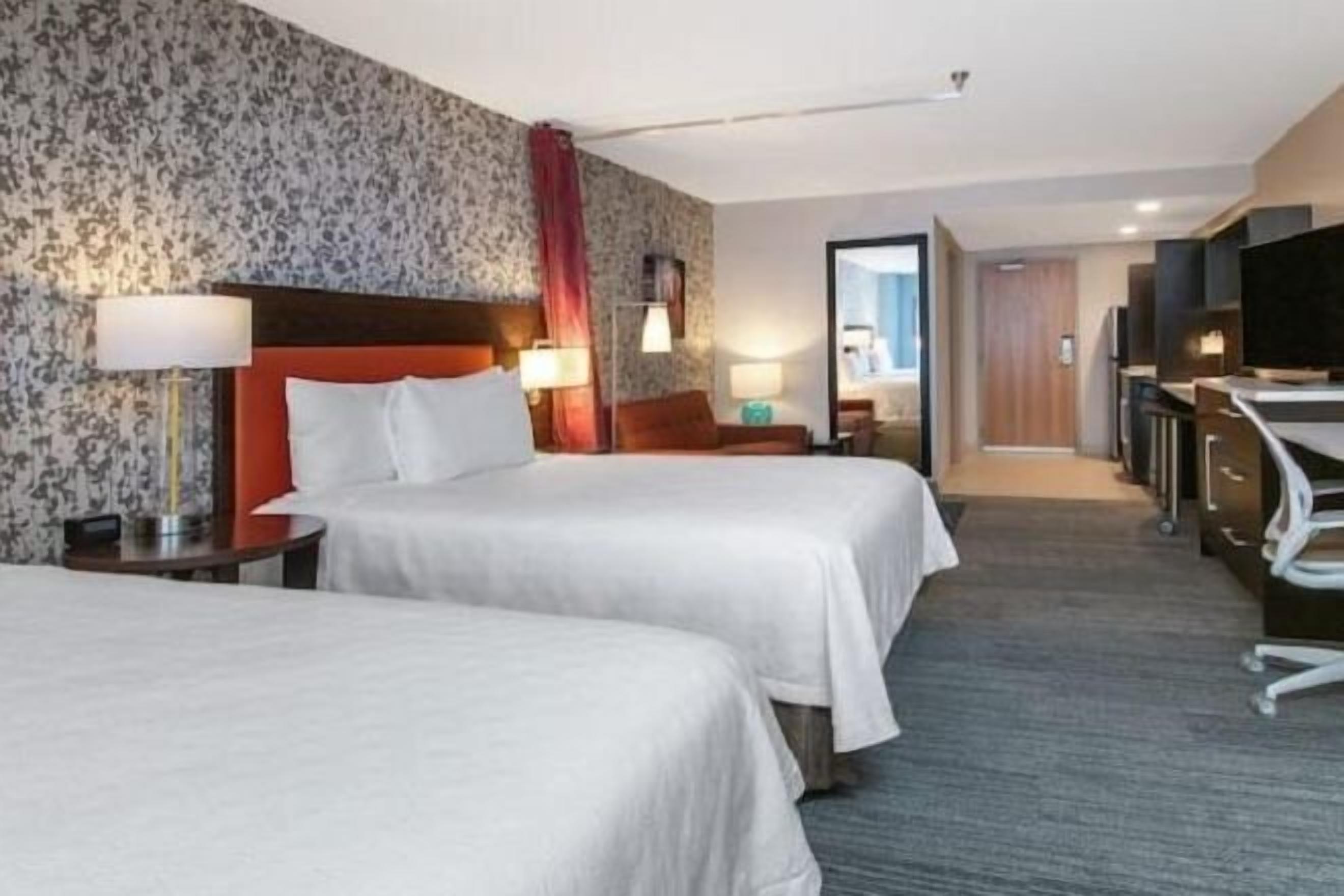 客房内保险箱、熨斗/熨衣板、免费 WiFi、床单