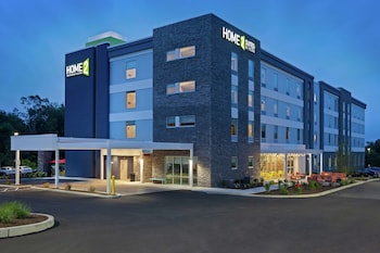 Home2 Suites by Hilton Smithfield, RI